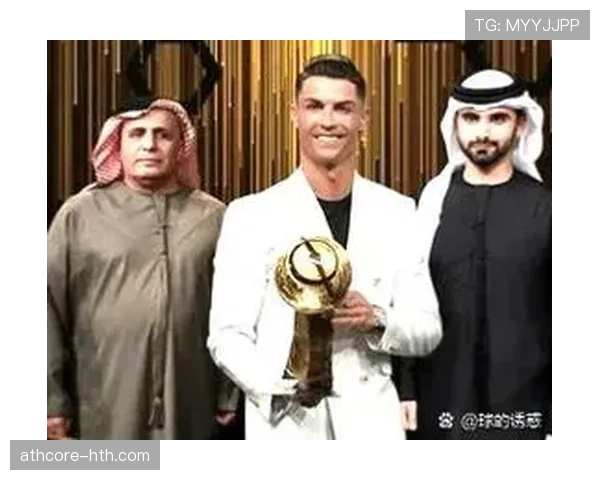 C罗荣膺英超赛季最佳，状态回暖助力球队冲击新高峰