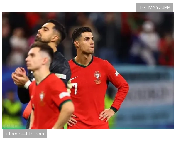 C罗历史数据对比解析:与历代前锋的层级定位 C罗历史数据对比解析:与历代前锋的层级定位